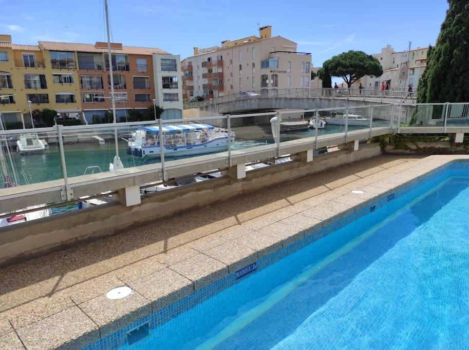 Confortable Appartement Grande Terrasse Piscine Parking Clim Agde Exterior foto